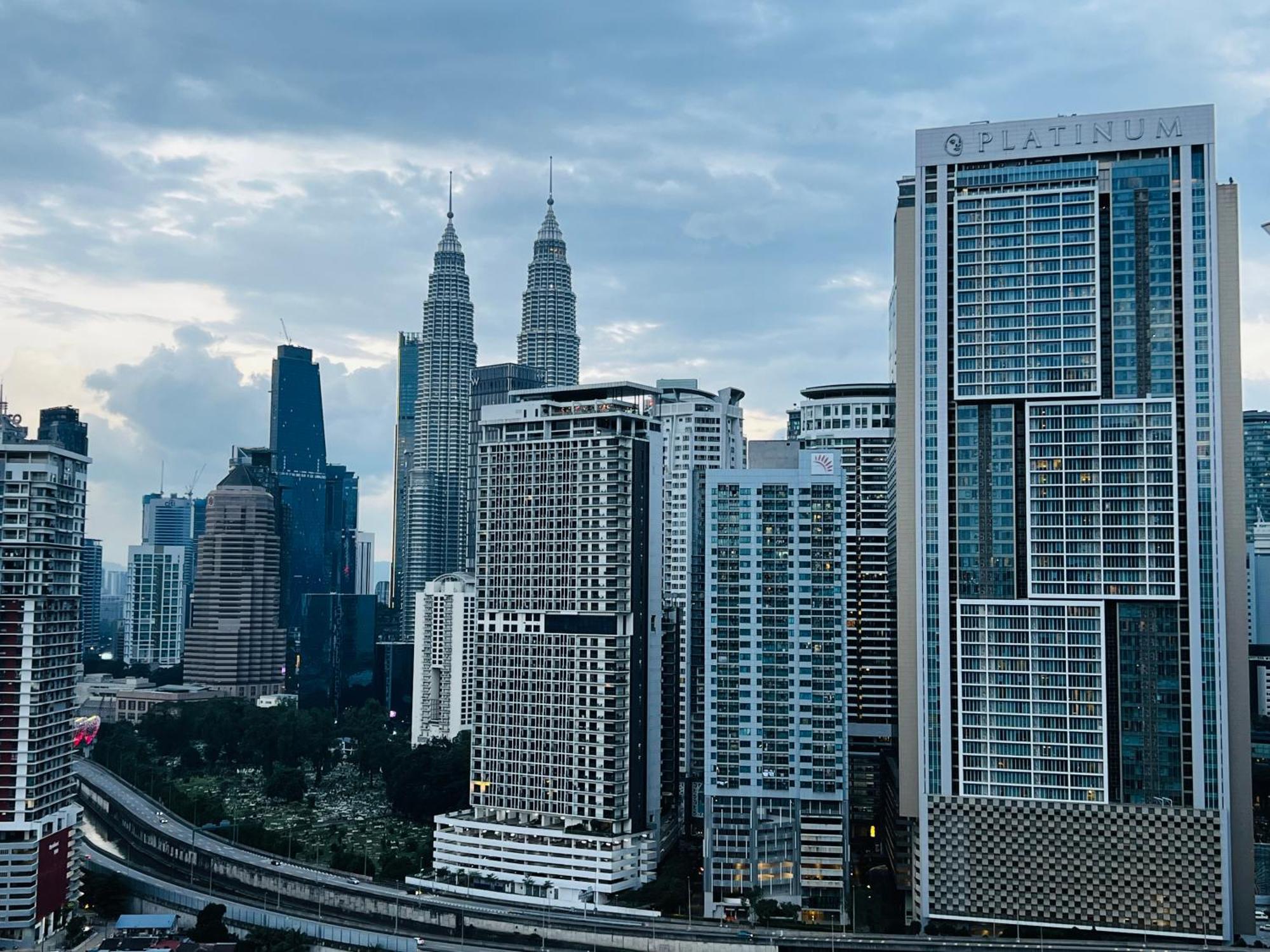 The Infinitum Kualalumpur Skypool Hotel Kuala Lumpur Exterior foto